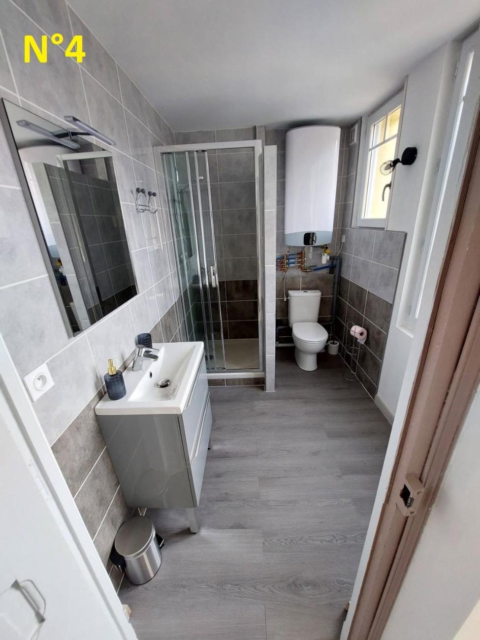 Les Cactus Apartment Bagnères-de-Bigorre Cameră foto